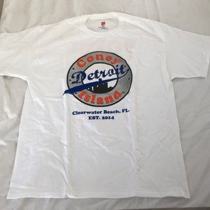 Men’s Size L Detroit Coney T-shirt